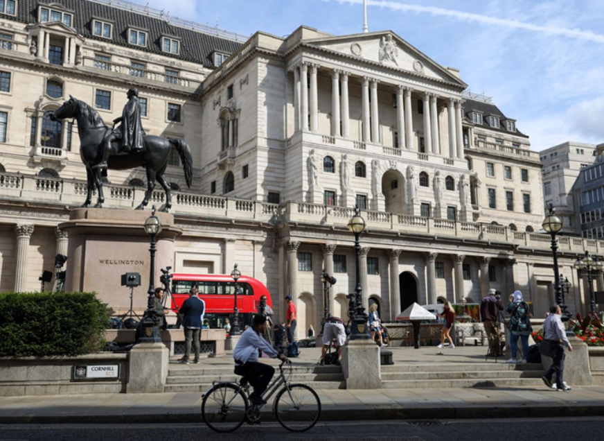 UK interest rates cut to 5%